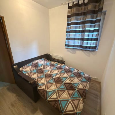 Alquiler de un acogedor apartamento de 2 habitaciones con balcón, Bucarest, Rumanía